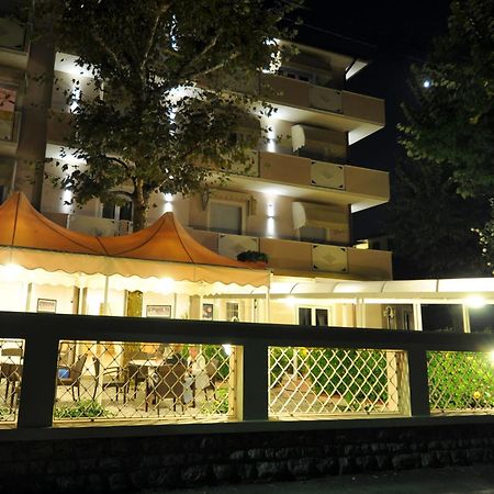 Hotel Azzurra Marina di Pietrasanta Luaran gambar
