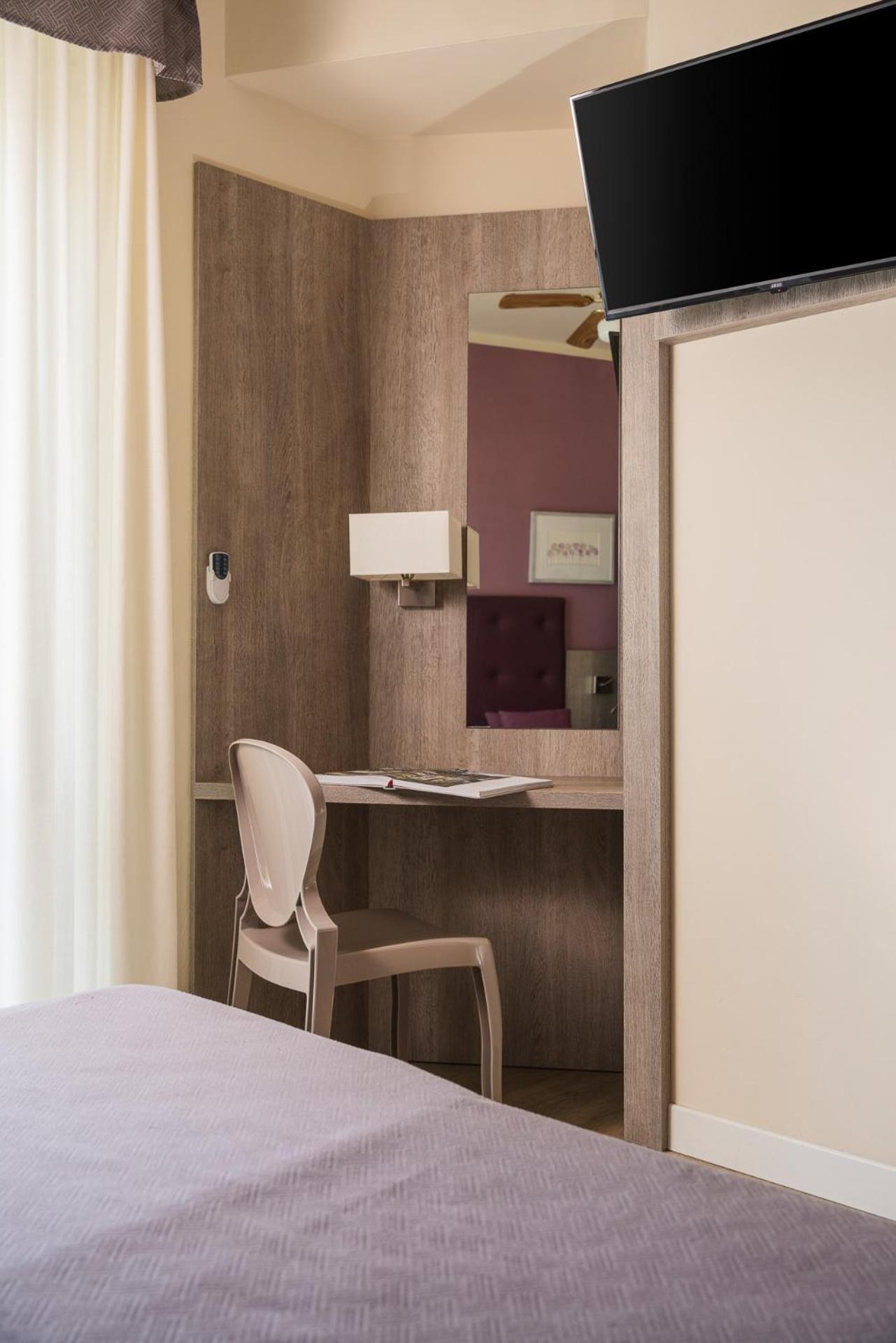 Hotel Azzurra Marina di Pietrasanta Luaran gambar
