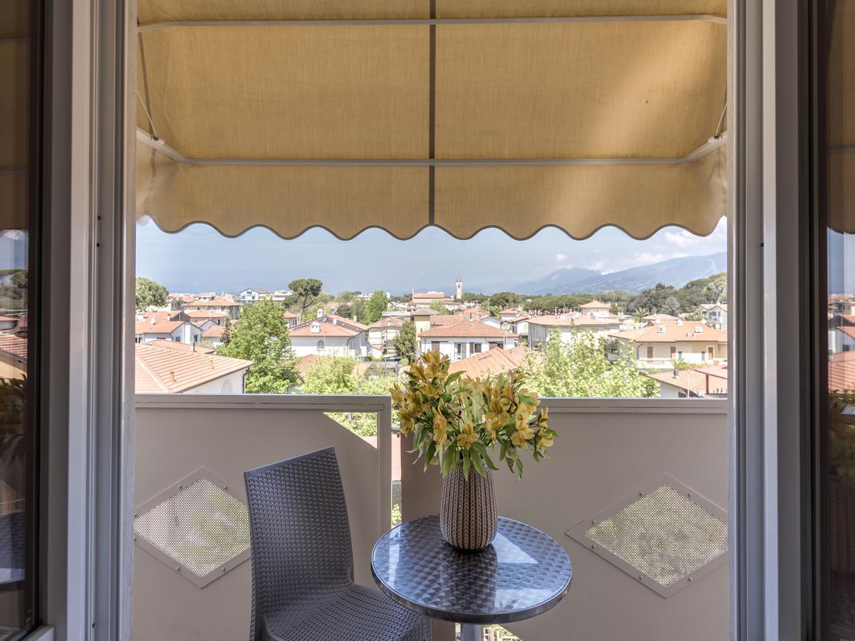 Hotel Azzurra Marina di Pietrasanta Luaran gambar
