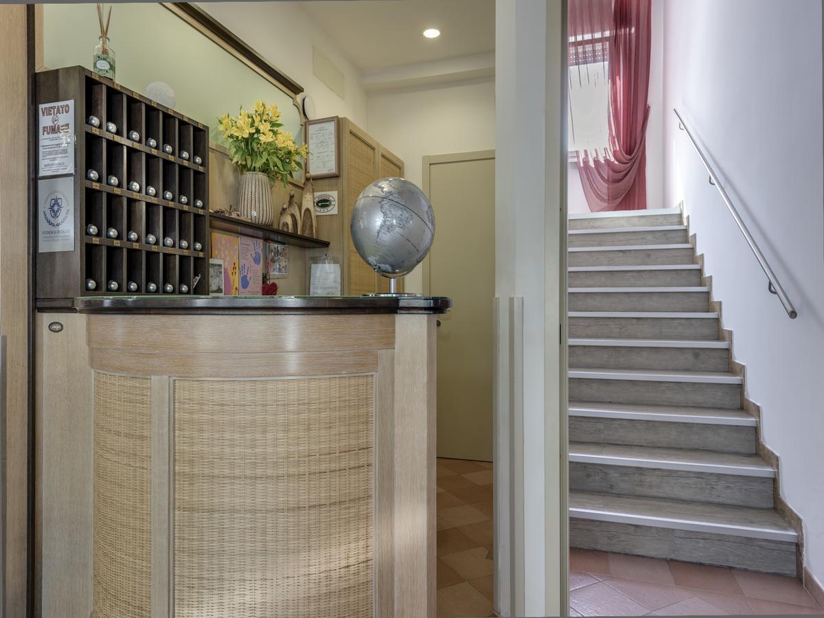 Hotel Azzurra Marina di Pietrasanta Luaran gambar